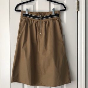 Skirt with contrasting ribbed detail